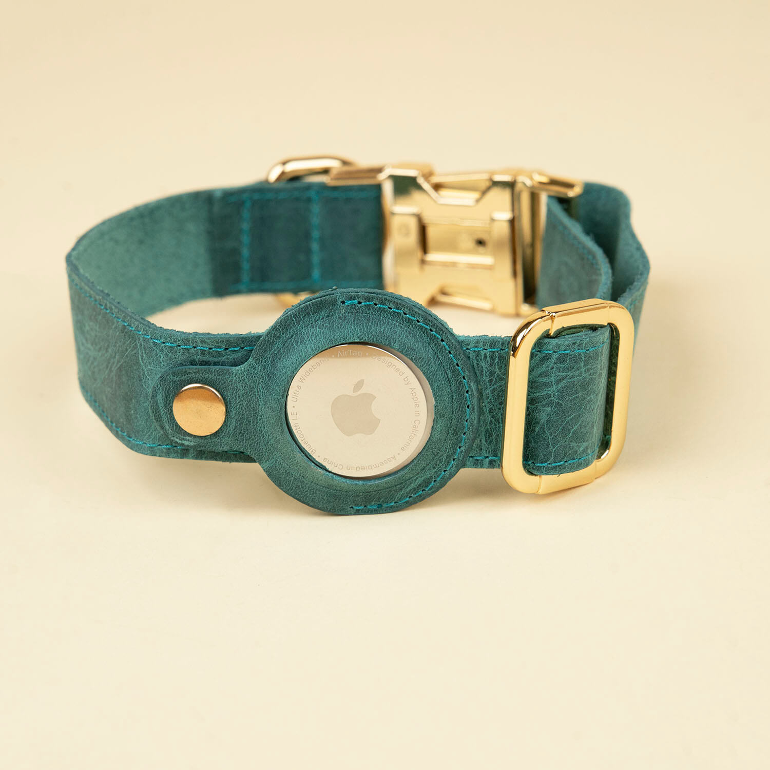 Leather AirTag Dog Collar — Green
